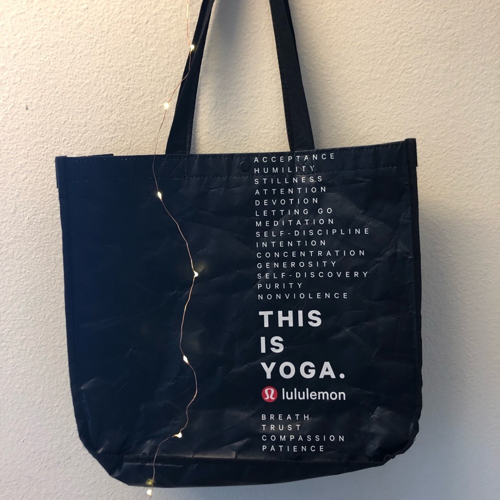 Big black lululemon bag